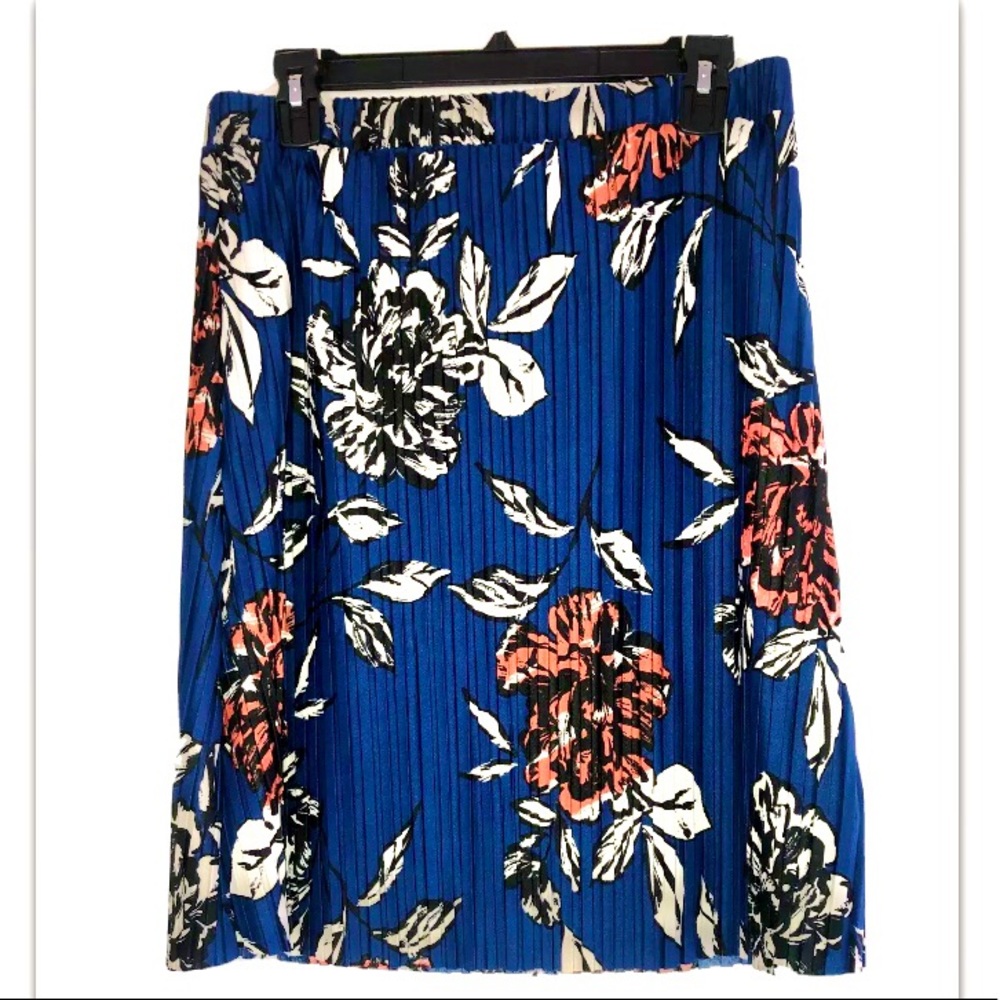 Renee C. Shyla Pleated Skirt Medium Stitch Fix NWT